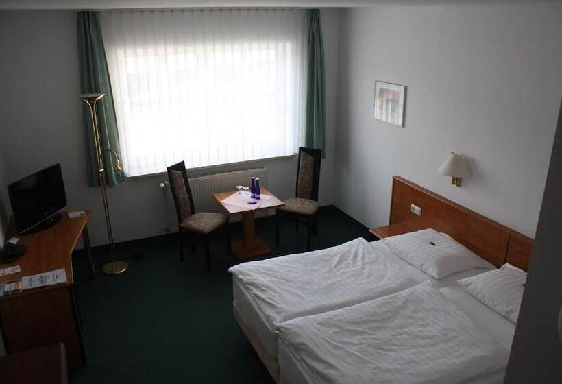 غرفة قياسية, & Restaurant Bergfried