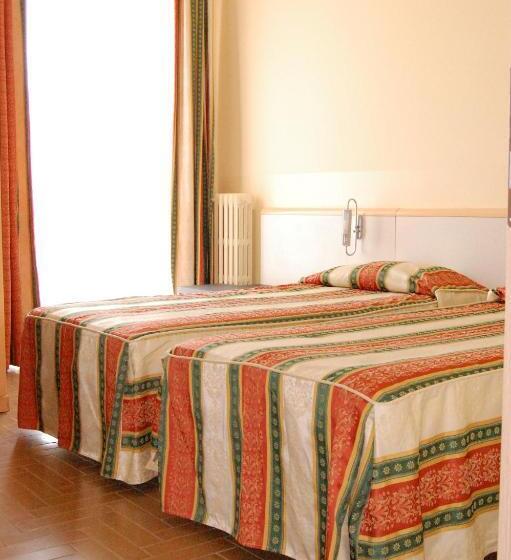 غرفة إقتصادية ثلاثية, Ristorante Novara Expo