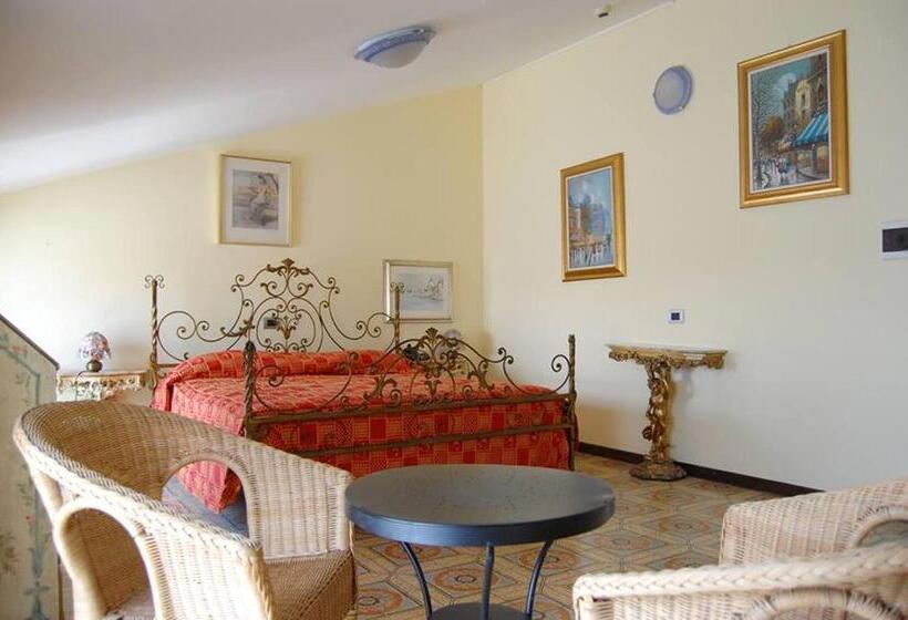 غرفة إقتصادية رباعية, Ristorante Novara Expo