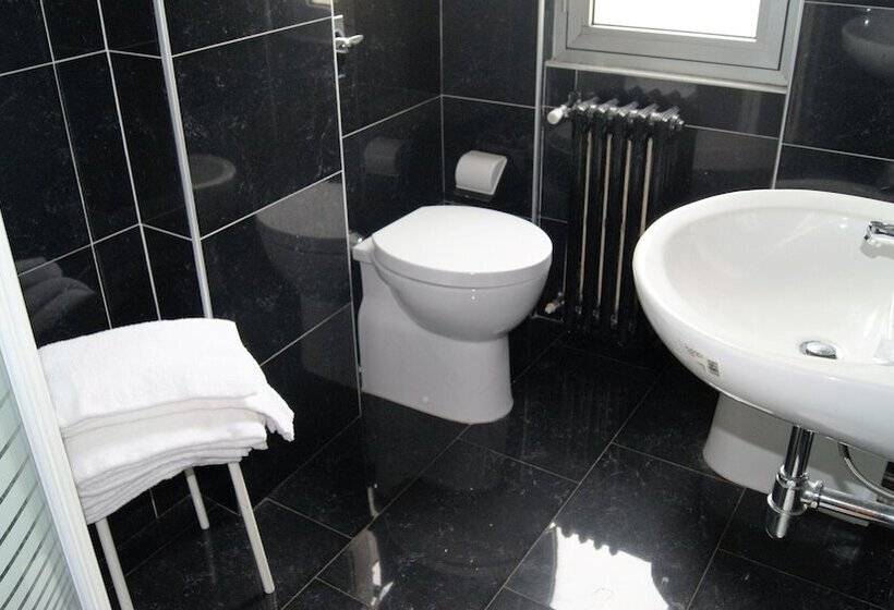 غرفة إقتصادية, Ristorante Novara Expo