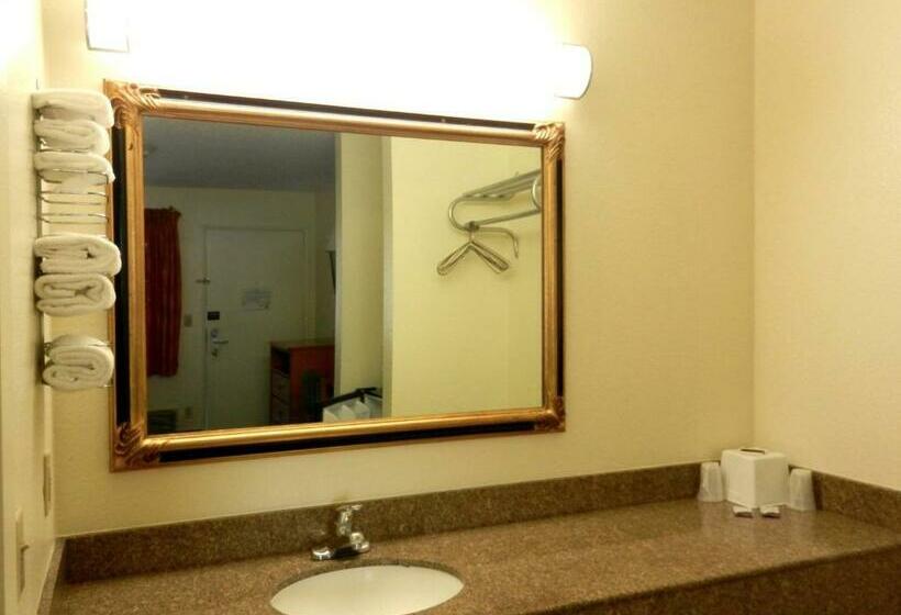 חדר סטנדרט עם מיטת קינג, Simply Home Inn & Suites   Riverside