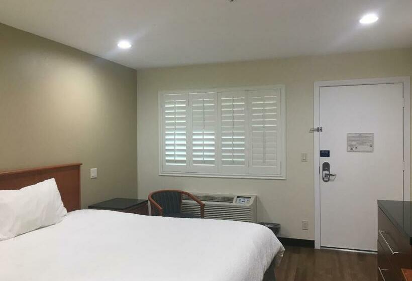 스탠다드 룸 킹사이즈 침대, Simply Home Inn & Suites   Riverside