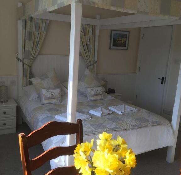 غرفة قياسية, The Highwayman