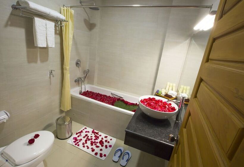 اتاق سوپریور, Yadanarpon Dynasty