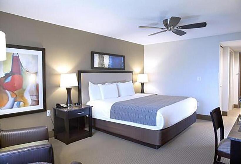 Стандартный Номер Кровать Кинг, Isle Of Capri Casino Hotel Boonville