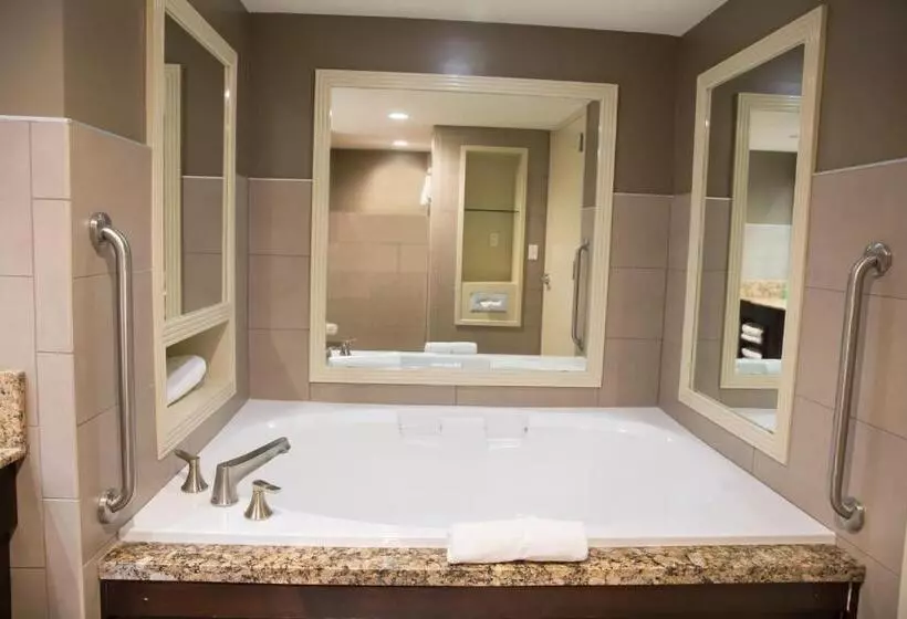 スイート, Isle Of Capri Casino Hotel Boonville