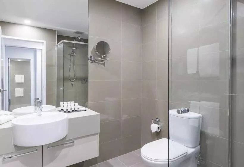ダブルベッドのスタンダードスタジオ, Holiday Inn & Suites Sydney Bondi Junction, An Ihg