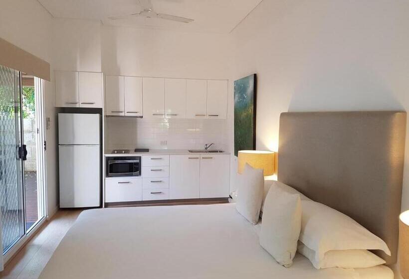 استودیوی استاندارد, The Billi Resort