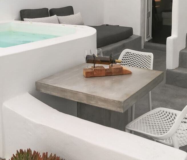 1-Bedroom Deluxe Villa Sea View, White Pearl Villas