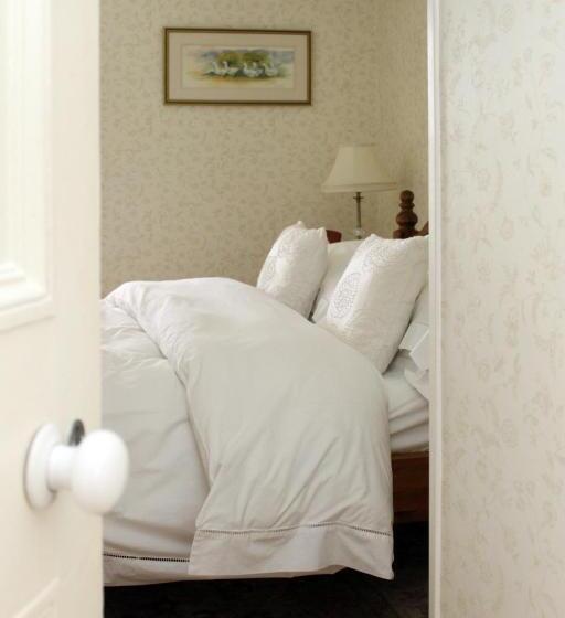 Номер Deluxe, Ty Llwyd