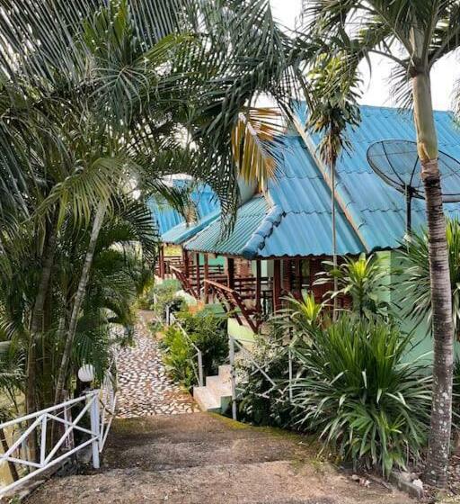 Quarto standard, เพชร รีสอร์ท นครไทย Phet Resort, Nakhonthai