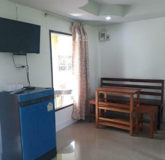 Quarto standard, เพชร รีสอร์ท นครไทย Phet Resort, Nakhonthai