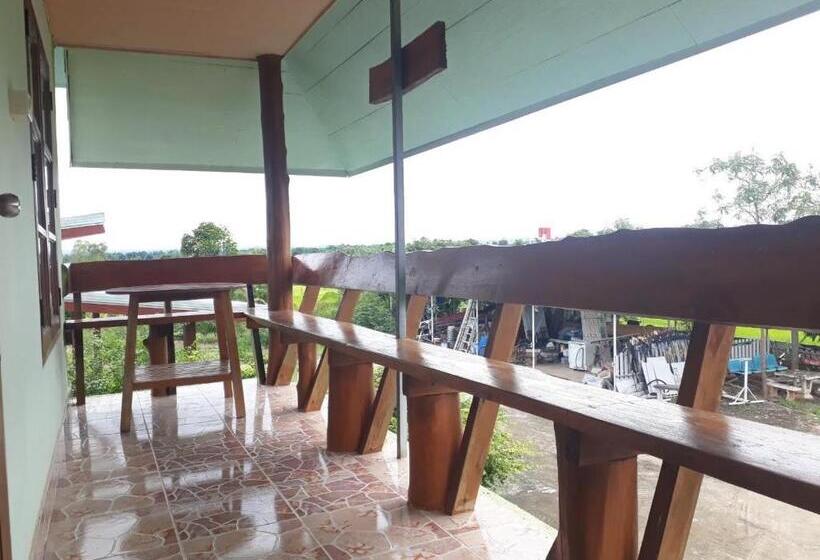 Quarto standard, เพชร รีสอร์ท นครไทย Phet Resort, Nakhonthai