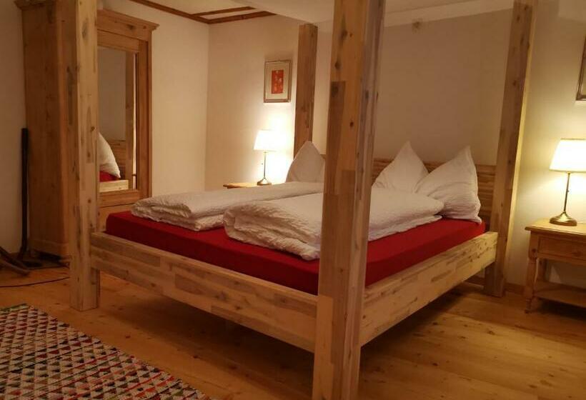 标准间, Chasa Sassalba