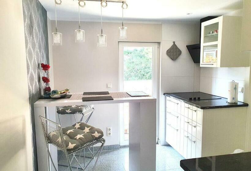 Номер Стандарт, Fremdenzimmer   Petit Quartier