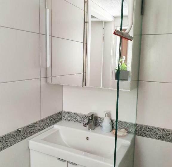 Номер Стандарт, Fremdenzimmer   Petit Quartier