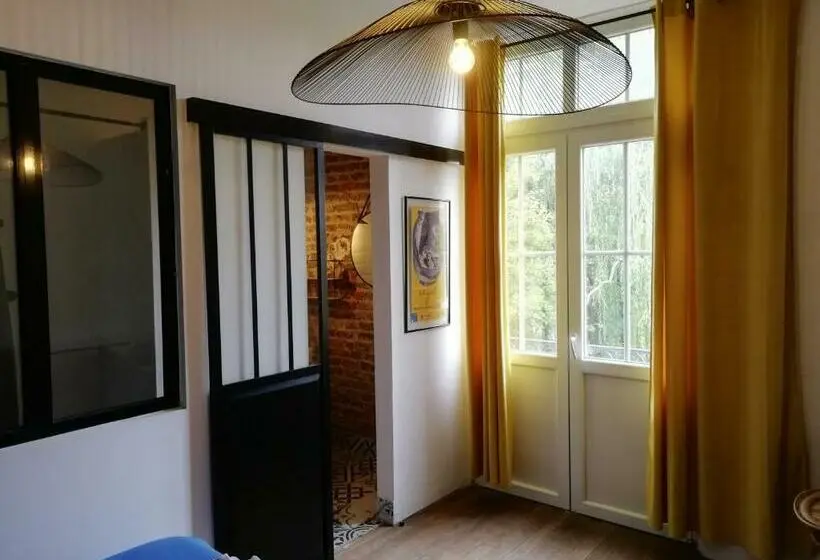 バルコニー付きスタンダードルーム, Villa Henri