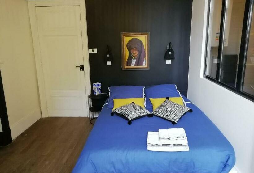 Номер Стандарт с Балконом, Villa Henri