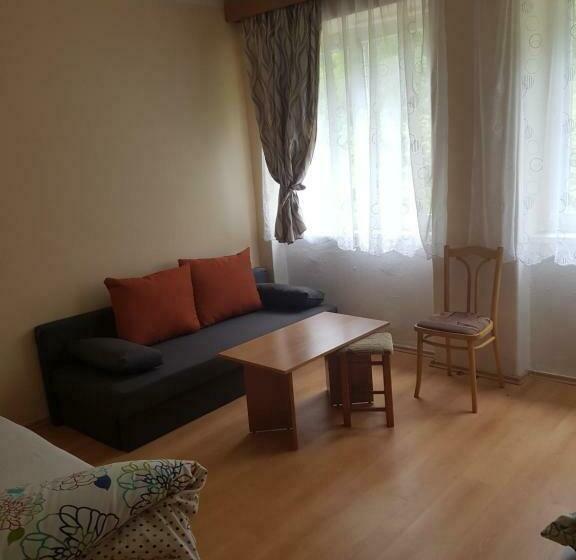 スタンダードトリプルルーム, Horský Hotel Vršky