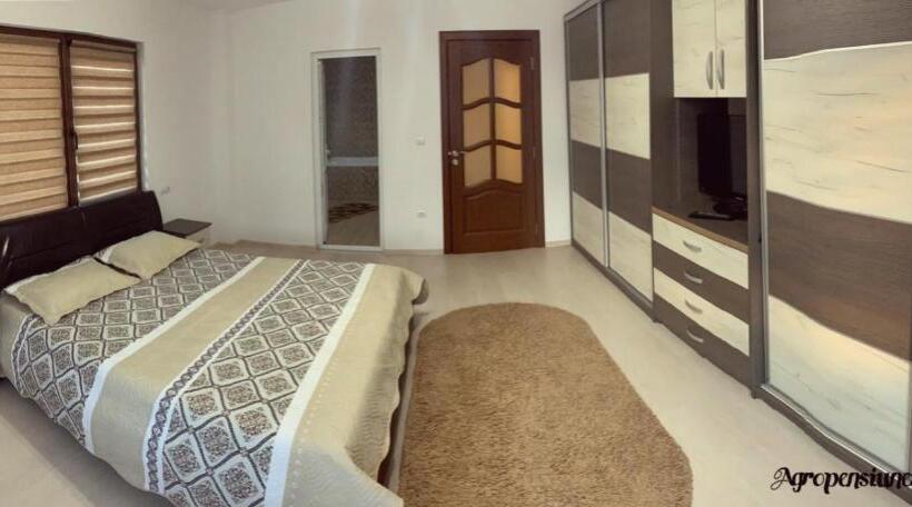 חדר סטנדרט, Agropensiunea La Uța