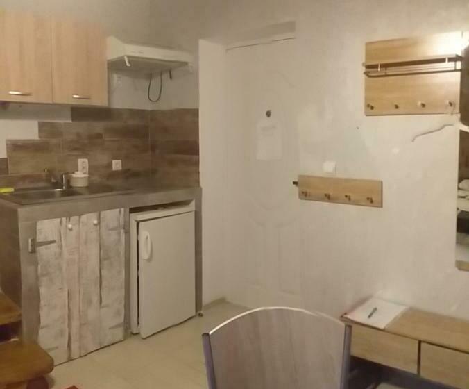 غرفة قياسية, Căsuța Din Zarand şi Punctul Gastronomic Local   Miliza