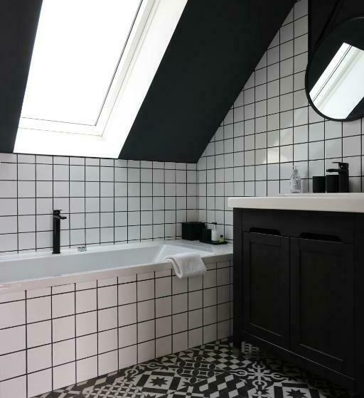 Deluxe Familie Værelse, Letabli