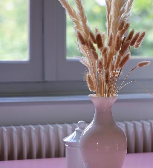 Deluxe Værelse, Letabli