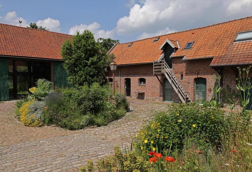 Deluxe Værelse, Letabli