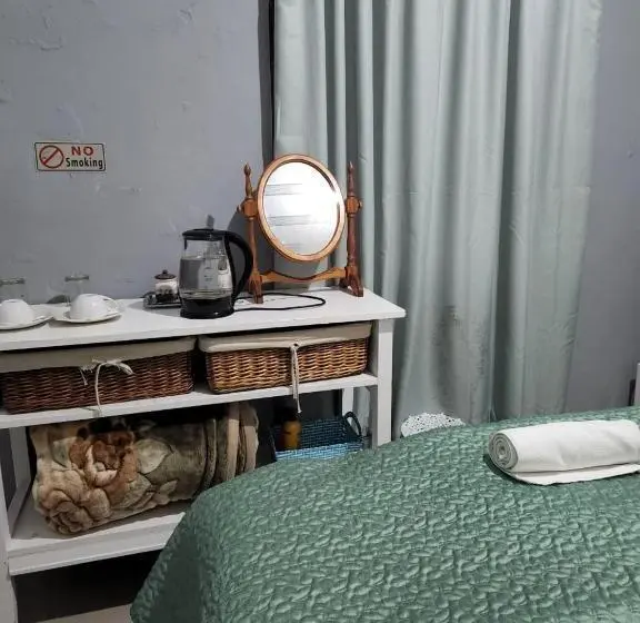 バス共有のスタンダードルーム, Thokazi Haven Guest House & Backpacker