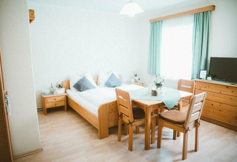 スタンダードトリプルルーム, Gasthof Zum Grünen Specht