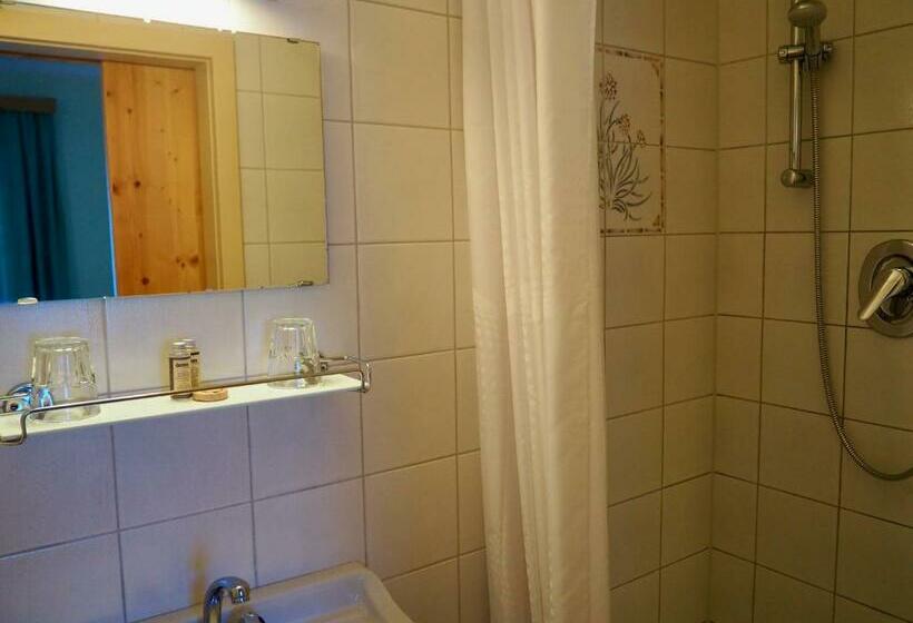 スタンダードトリプルルーム, Gasthof Zum Grünen Specht