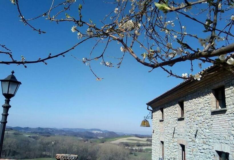 غرفة قياسية ثلاثية, Ca Növa