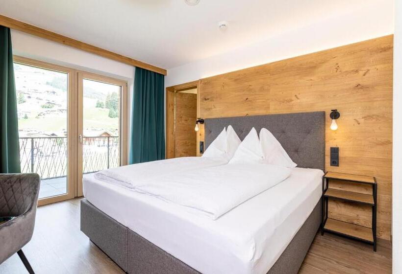 شقة غرفة نوم واحدة مزودة بشُرفة, Franzerl