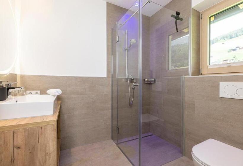 Апартаменты 2 Спальни, Franzerl