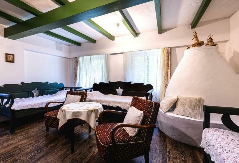 ３ベッドルームハウス, Kisparaszt Vendégház