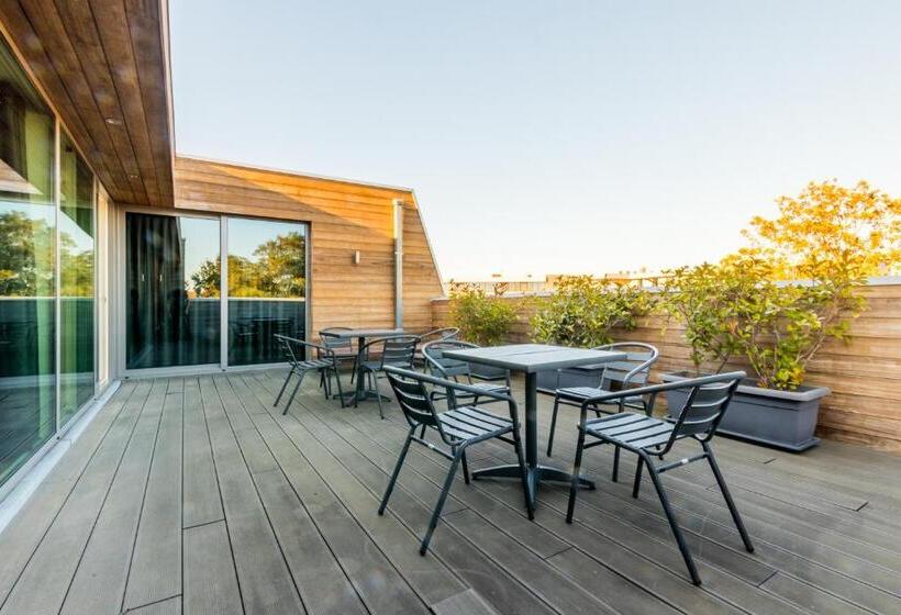 Deluxe-huone, Orion B&b