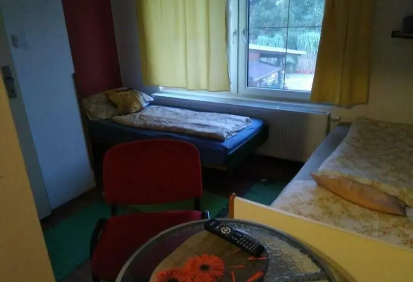 スタンダード４人部屋, Pension Family Club