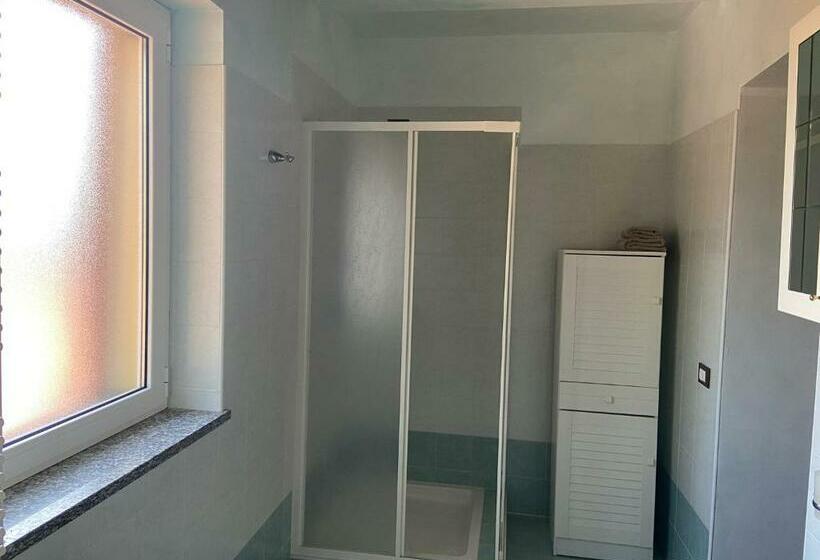 غرفة قياسية, Casa Modero