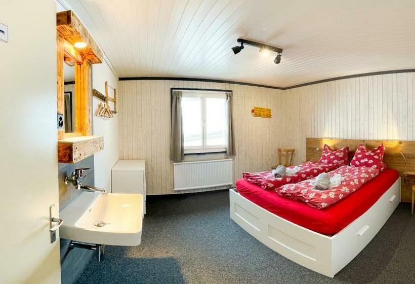 חדר סטנדרט חדר אמבטיה משותף, Heuberge