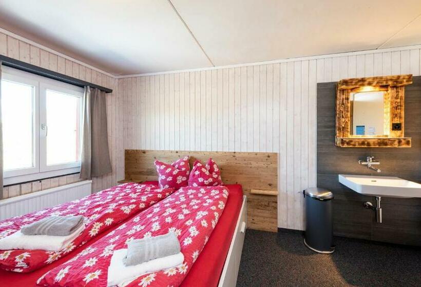 חדר סטנדרט חדר אמבטיה משותף, Heuberge