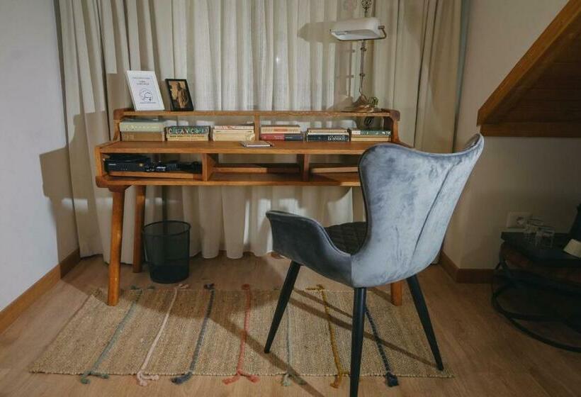 Номер Стандарт, Conacul Sanct Gurgh