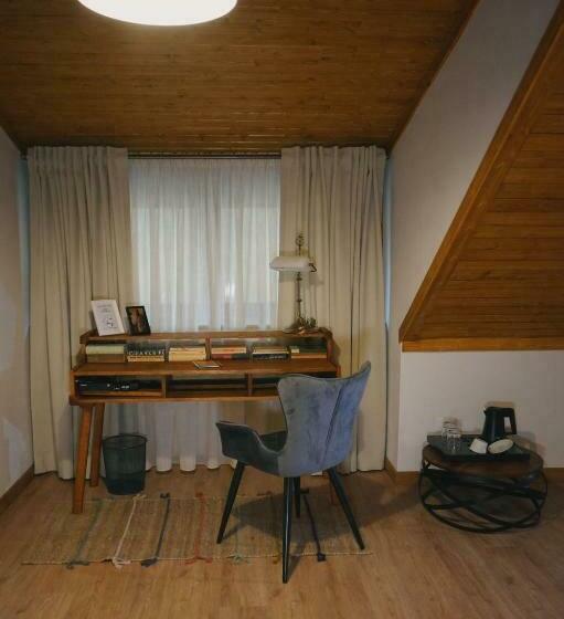 Номер Стандарт, Conacul Sanct Gurgh