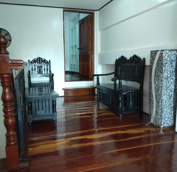 高级家庭房间, Garden Of Gen Resort