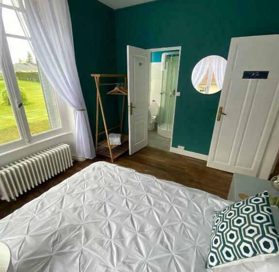 스탠다드 룸 킹사이즈 침대, Maison De Montgibaud