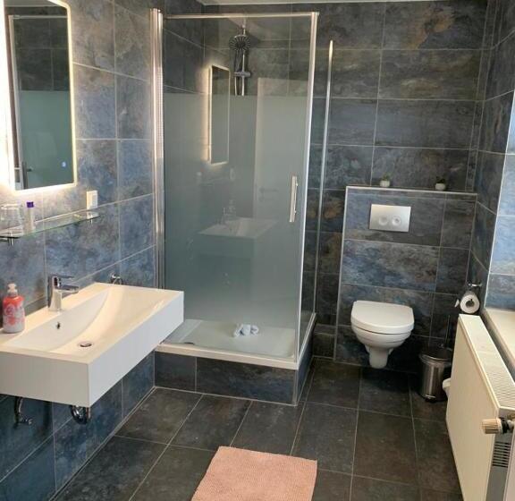 标准间, Gasthaus Afina