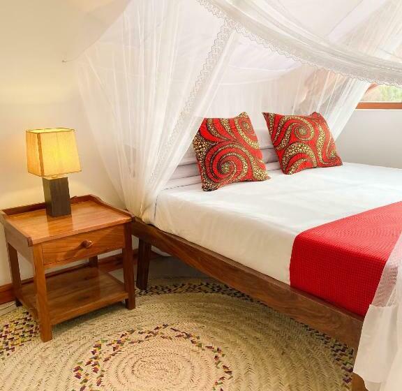 Номер Стандарт, Heart Of Africa Lodge