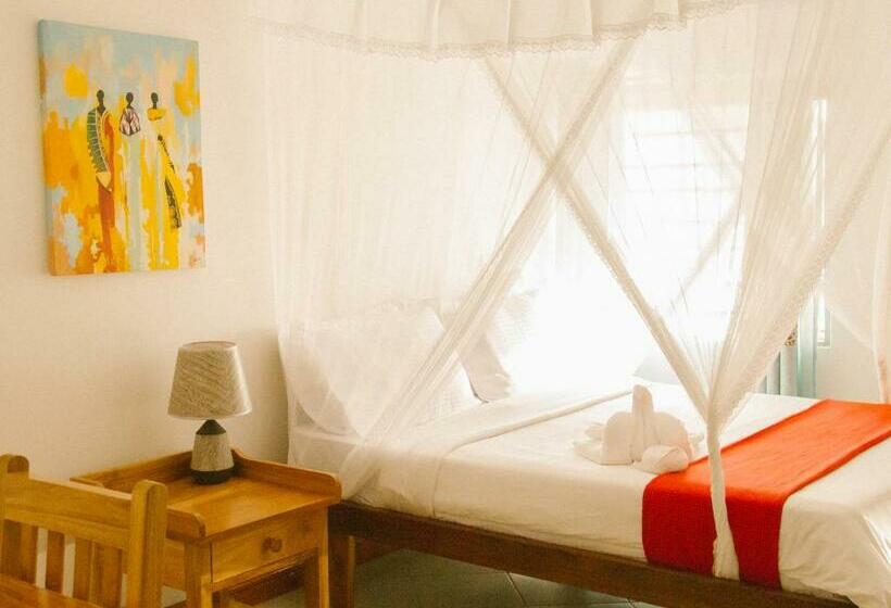 Номер Стандарт, Heart Of Africa Lodge