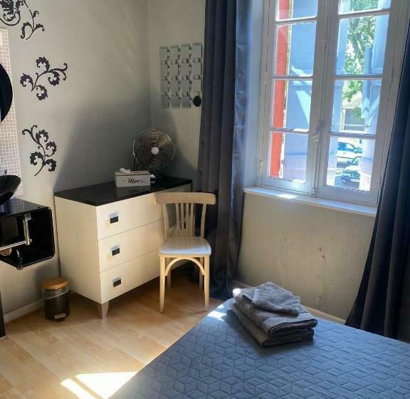 Номер Стандарт, Hôtel Restaurant L Escale Chez Mimi