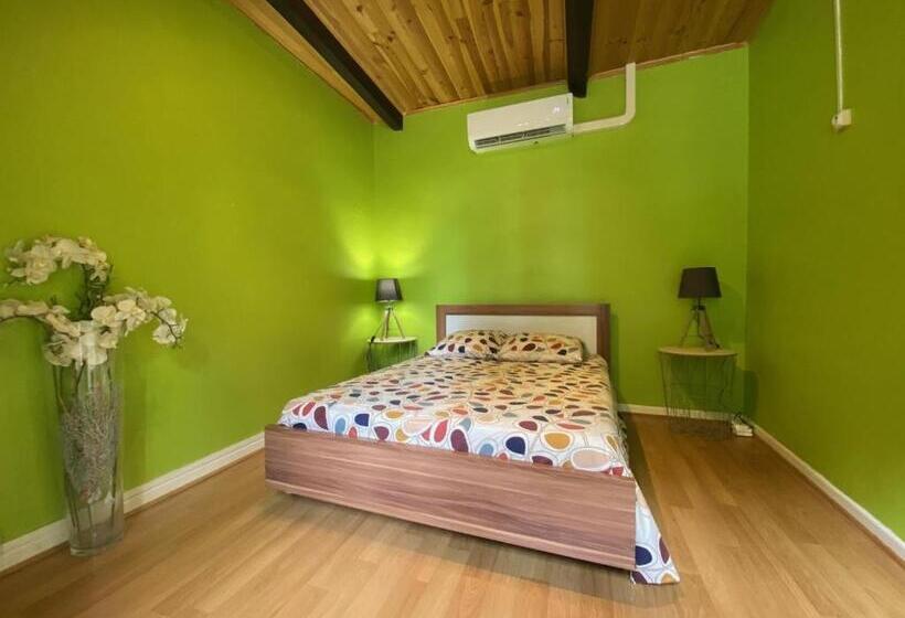 Номер Стандарт, Hôtel Restaurant L Escale Chez Mimi