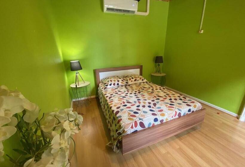 Номер Стандарт, Hôtel Restaurant L Escale Chez Mimi